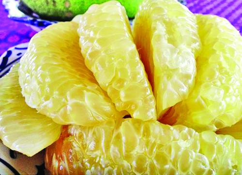 ส้มโอขาวใหญ่